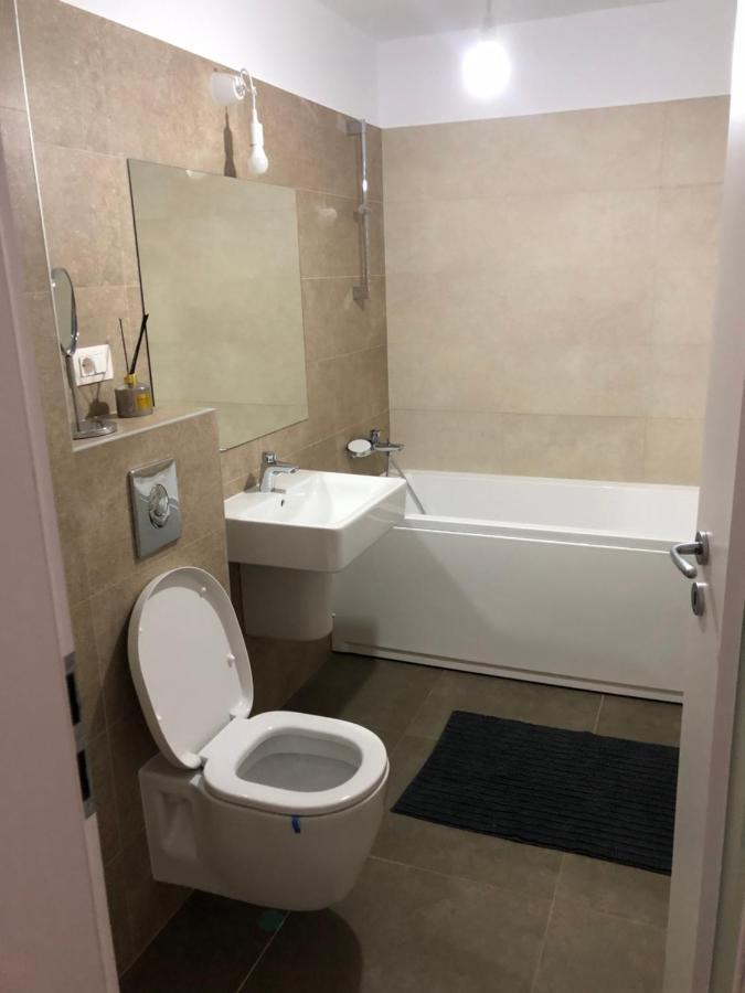 Max Apartament Apartment Brasov Ngoại thất bức ảnh